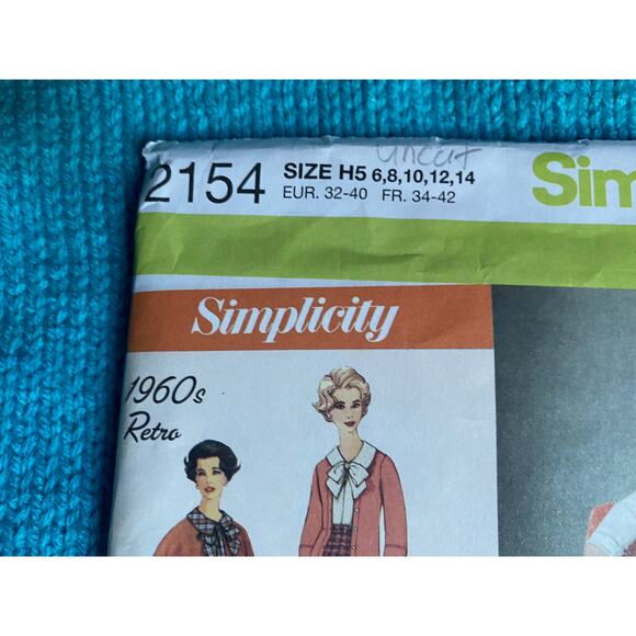 Simplicity Sewing pattern 2154 Suit skirt blouse blazer sz 6-14 - Picture 2 of 5